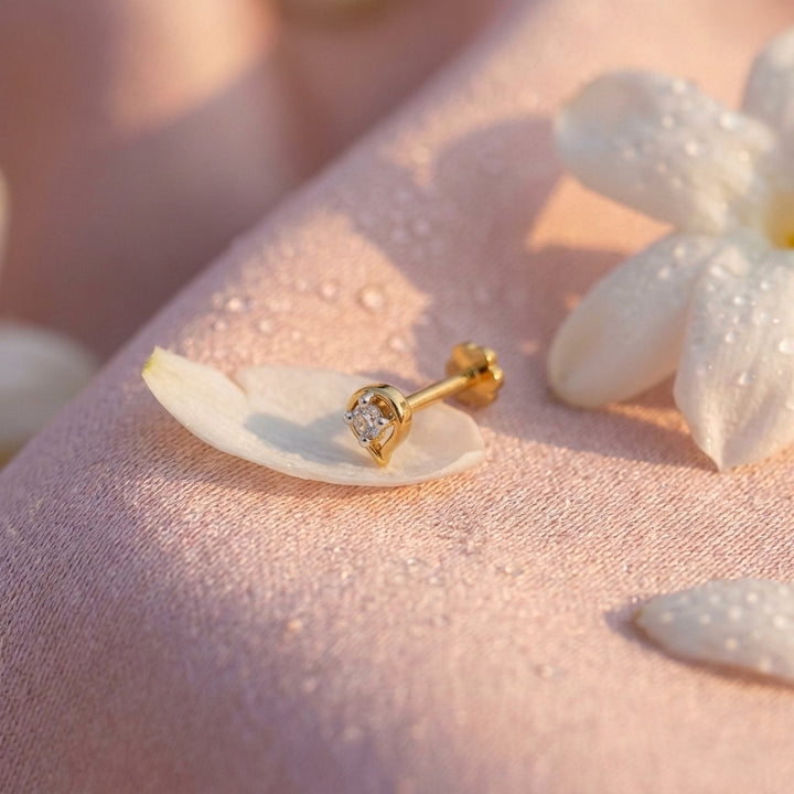 925 sterling silver gold plated Droplet Nose Pin with cubic zirconia stone Main view#metal_gold-plated#stone-colour_cubic-zirconia