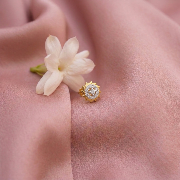 925 sterling silver gold plated Sun Nose Pin with cubic zirconia stone Main view#metal_gold-plated#stone-colour_cubic-zirconia