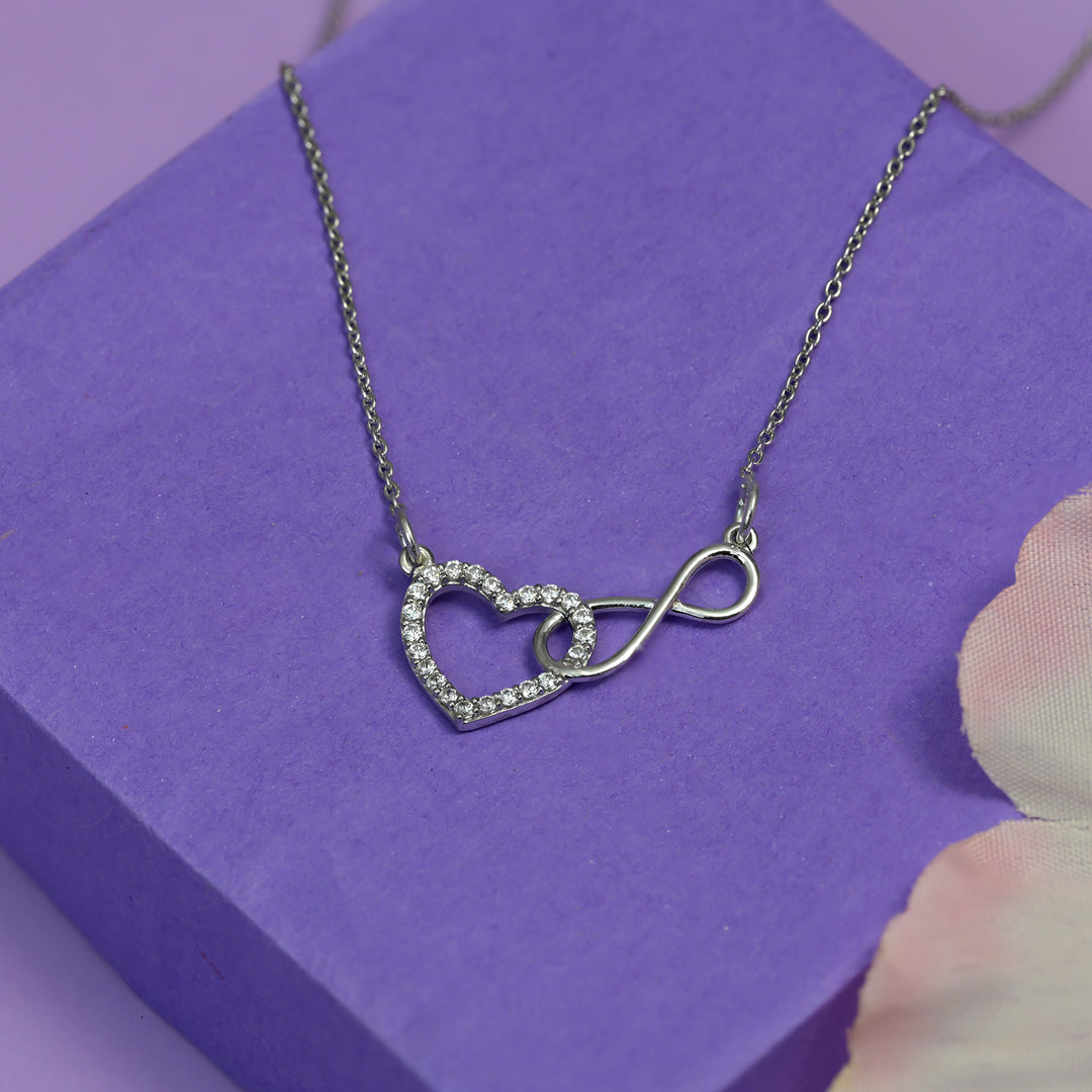 #metal_sterling-silver#stone-colour_cubic-zirconia