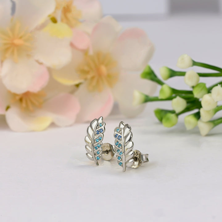 #metal_sterling-silver#stone-colour_topaz-blue