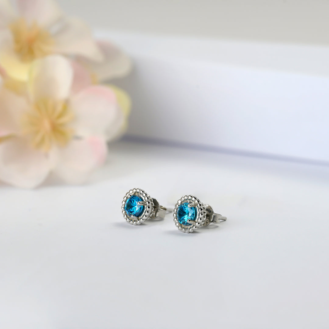 #metal_sterling-silver#stone-colour_topaz-blue