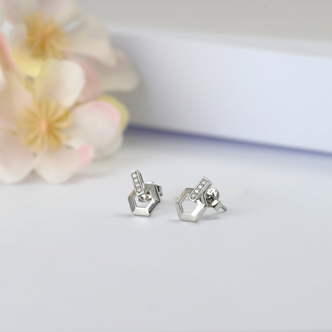 #metal_sterling-silver#stone-colour_cubic-zirconia