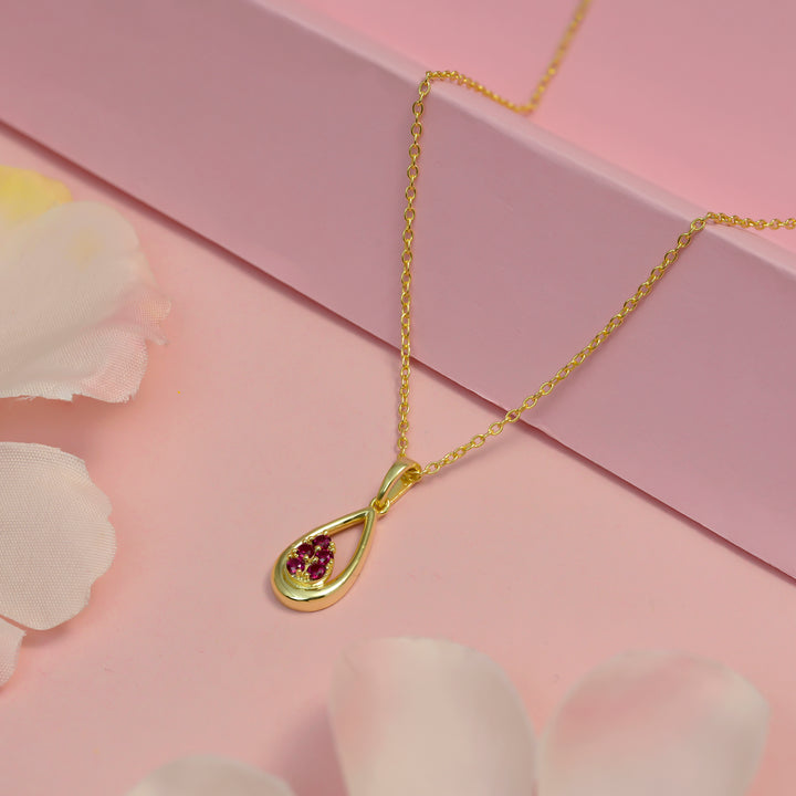 #metal_gold-plated#stone-colour_ruby-red