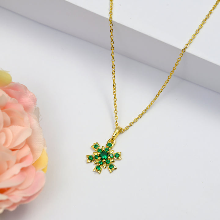#metal_gold-plated#stone-colour_emerald-green