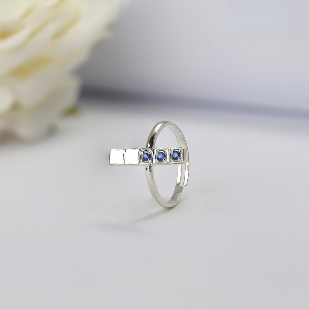 #metal_sterling-silver#stone-colour_sapphire-blue