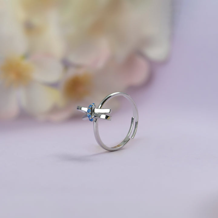 #metal_sterling-silver#stone-colour_topaz-blue