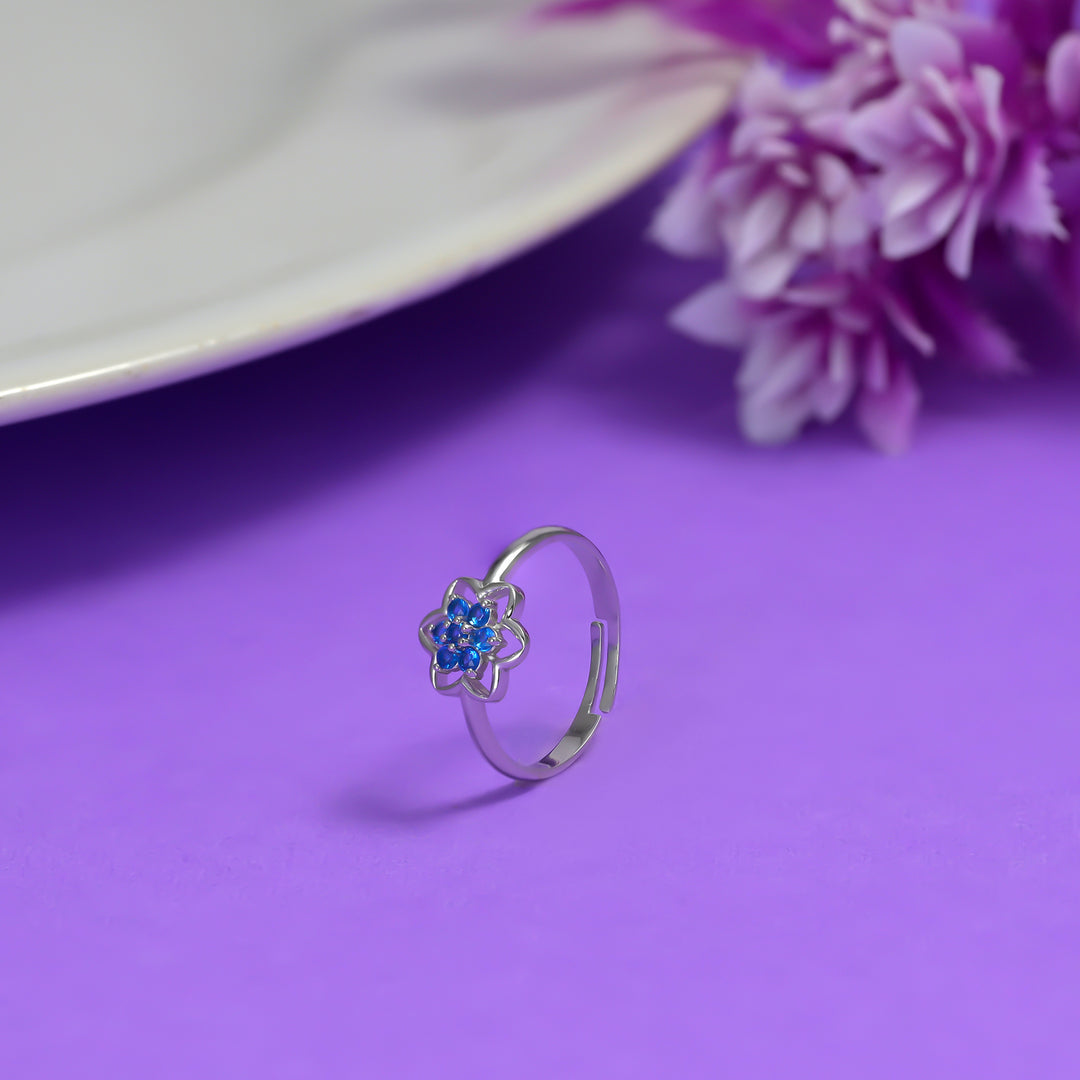 #metal_sterling-silver#stone-colour_topaz-blue