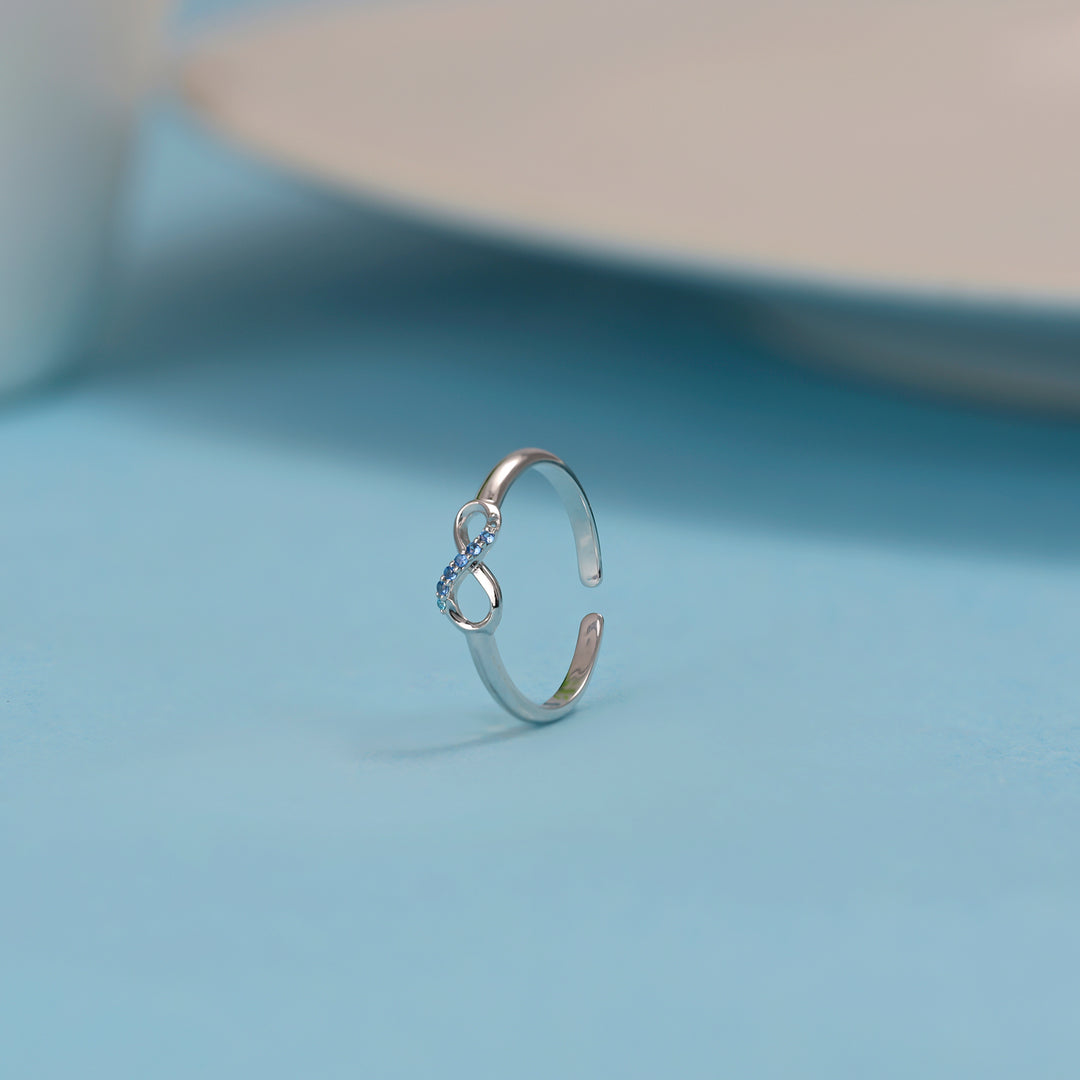 #metal_sterling-silver#stone-colour_topaz-blue