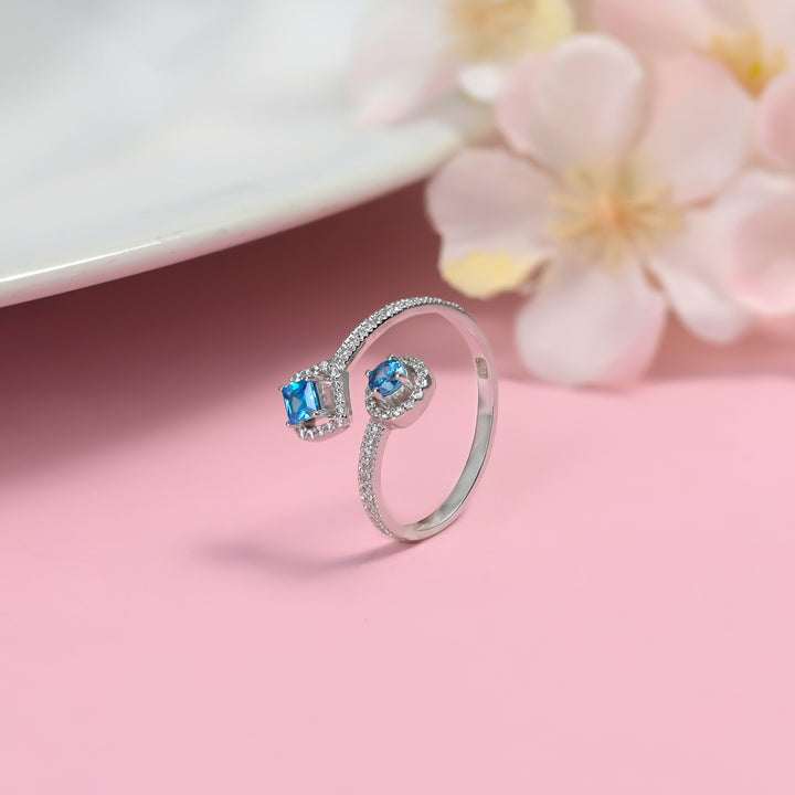 #metal_sterling-silver#stone-colour_topaz-blue