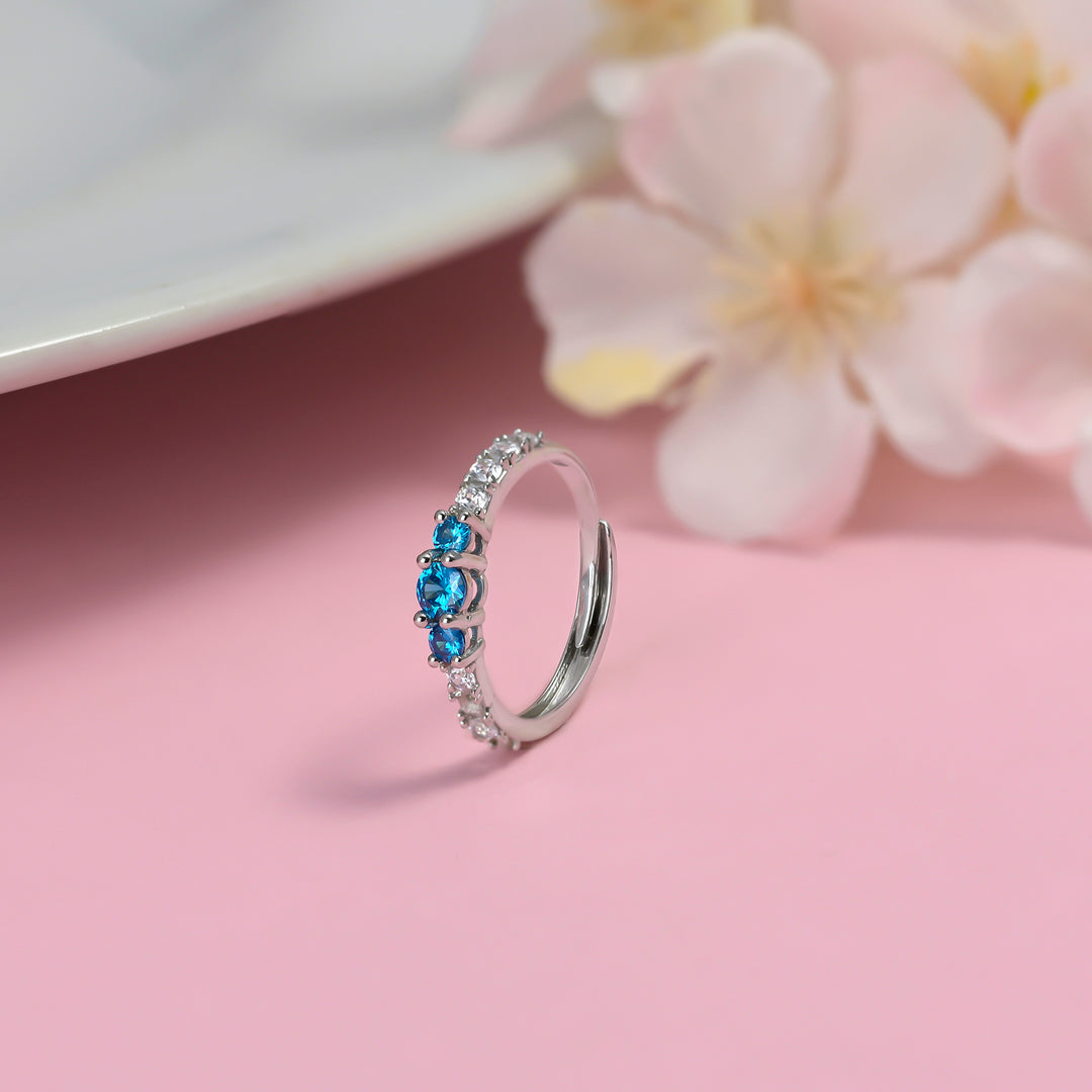 #metal_sterling-silver#stone-colour_topaz-blue