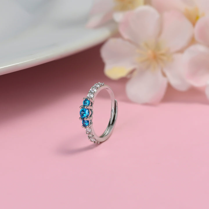 #metal_sterling-silver#stone-colour_topaz-blue